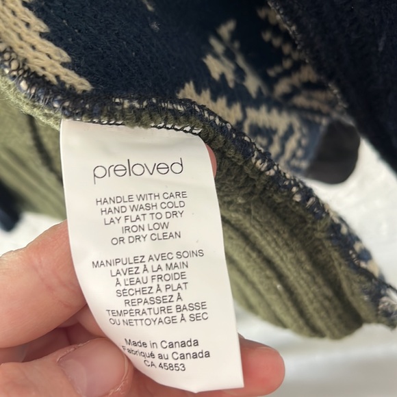 NWT Wool Sweater by Preloved - Picture 5 of 7